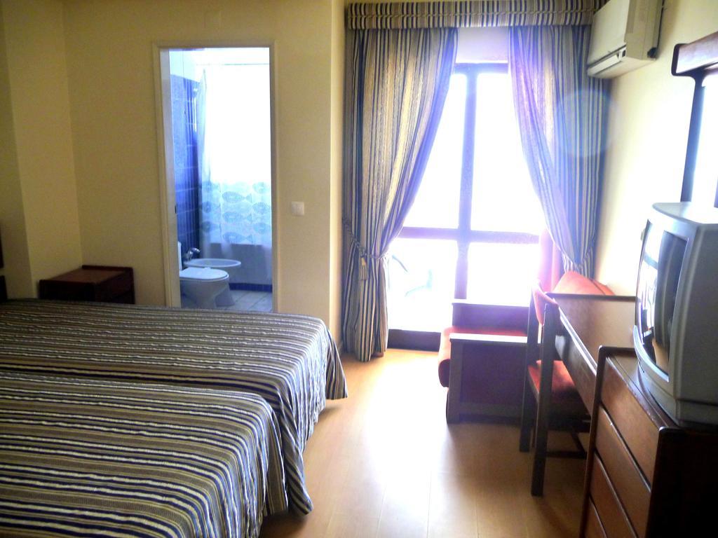 Hotel Tamargueira Figueira da Foz Room photo